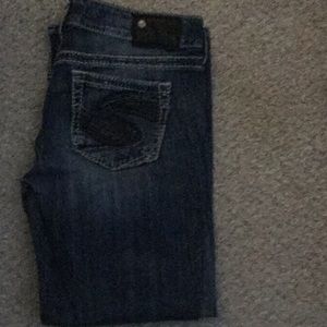 Silver Suki Capri w29 out seam is 34”